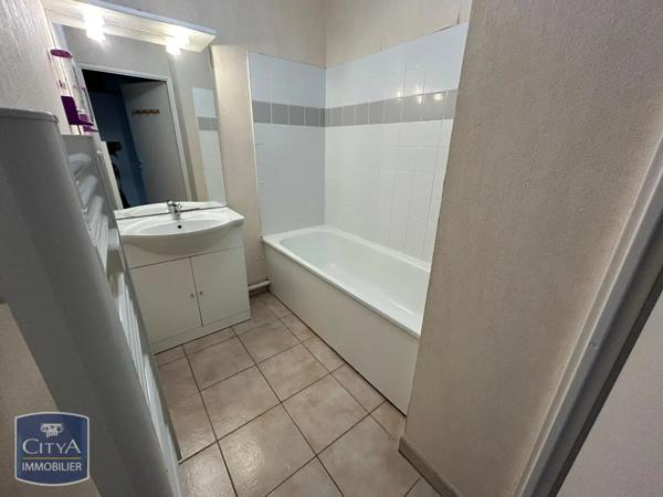Appartement à louer 3 pièces 61.6m² Hénin-Beaumont (62110)