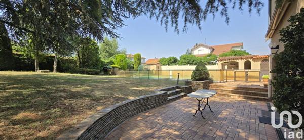 Maison à vendre 7 pièces 235 m² Andrézieux-Bouthéon