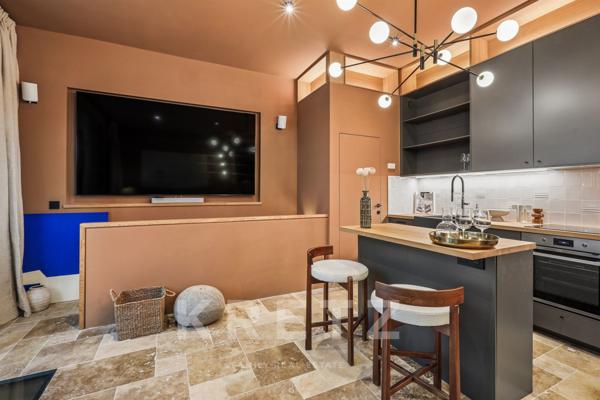Paris 16ème - Appartement aux très belles prestations avec jardin.