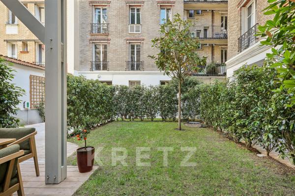 Paris 16ème - Appartement aux très belles prestations avec jardin.