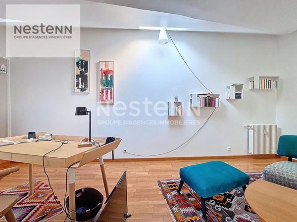 Orléans RUE DE LA BRETONNERIE - Emplacement exceptionnel - Quartier d'affaires - Appartement 3 pièces - Place de stationnement - Gare d'Orléans à 5 minutes à pied - Toutes les commodités à pied !