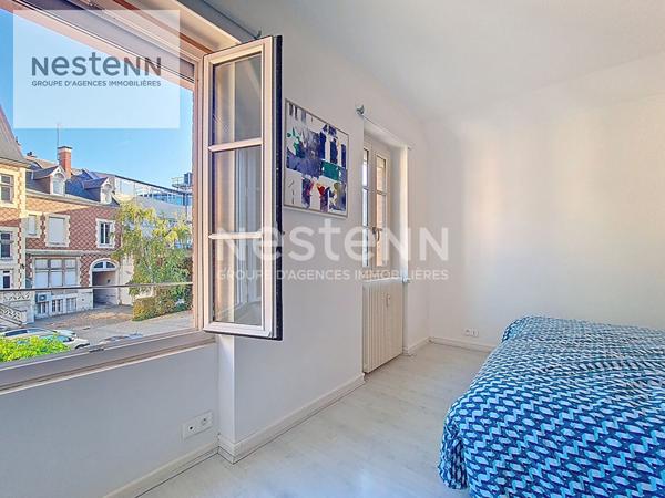 Orléans RUE DE LA BRETONNERIE - Emplacement exceptionnel - Quartier d'affaires - Appartement 3 pièces - Place de stationnement - Gare d'Orléans à 5 minutes à pied - Toutes les commodités à pied !