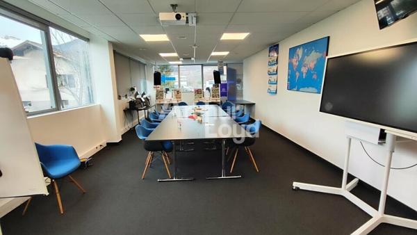 BUREAUX MEUBLÉS À LOUER À ALBERTVILLE