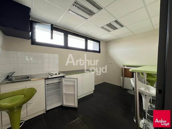 CESSON SEVIGNE - BUREAUX A LOUER - 115 M²