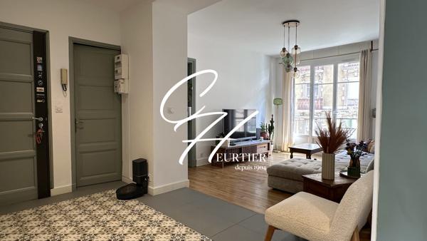 Grenoble - T3 + C de 76m² entièrement rénové