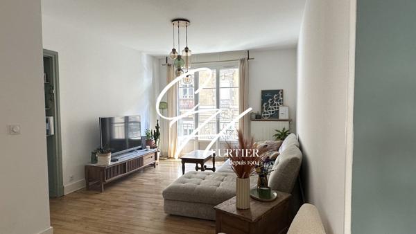 Grenoble - T3 + C de 76m² entièrement rénové
