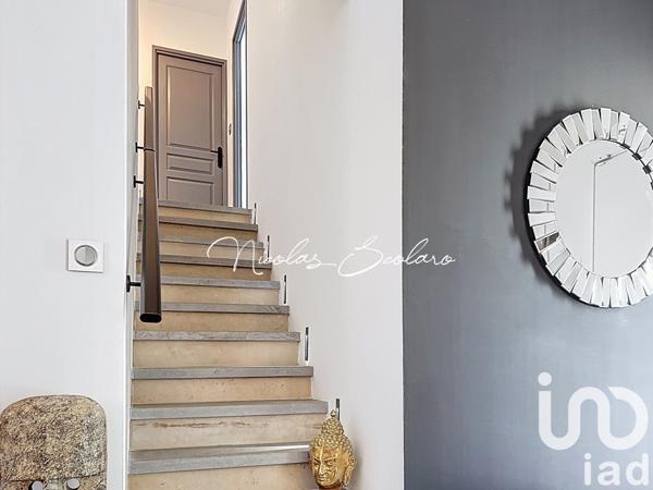 Maison à vendre 5 pièces 188 m² Cabrières-d'Avignon