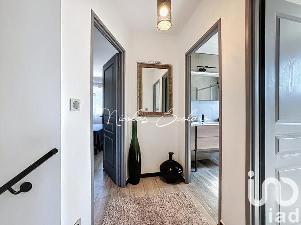 Maison à vendre 5 pièces 188 m² Cabrières-d'Avignon