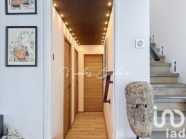 Maison à vendre 5 pièces 188 m² Cabrières-d'Avignon