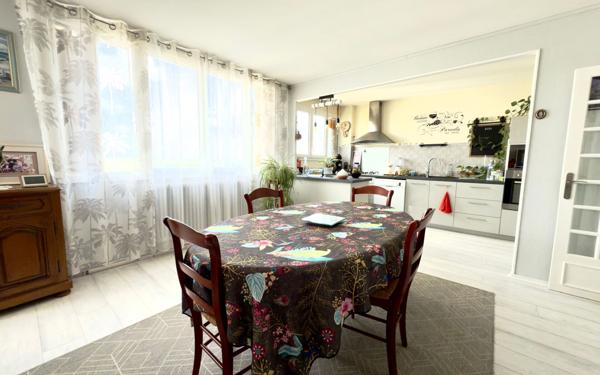 Appartement à vendre    4 pièces • 70,64 m2 Poitiers