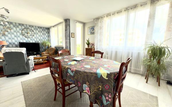 Appartement à vendre    4 pièces • 70,64 m2 Poitiers