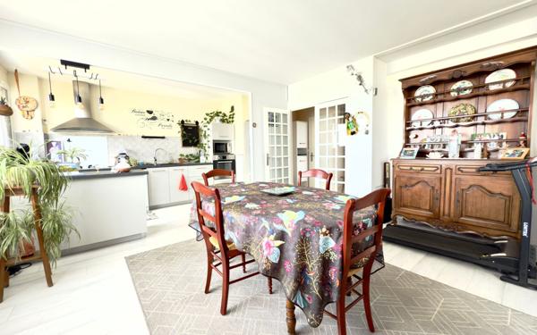 Appartement à vendre    4 pièces • 70,64 m2 Poitiers