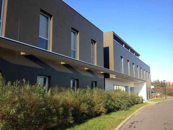 Bureaux à louer à La Chapelle-sur-Erdre avec parking extérieur sécurisé