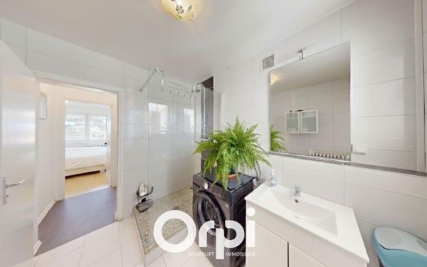 Appartement à louer    3 pièces • 61 m2 Villerupt