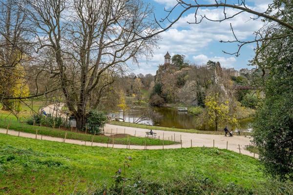Appartement Paris 19e studio proche Buttes-Chaumont