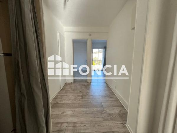Location Appartement 4 pièces 68 m² - 241 CHEMIN DE LA CALADE Toulon 83000