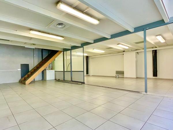 Vente Immeuble125 m² - 3 Pièces - NIMES (30900)