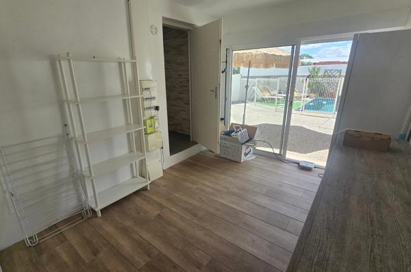 Exclusivité, Maison à vendre 4 pièces CERS (34) jardin, piscine, parking, 5km des plages