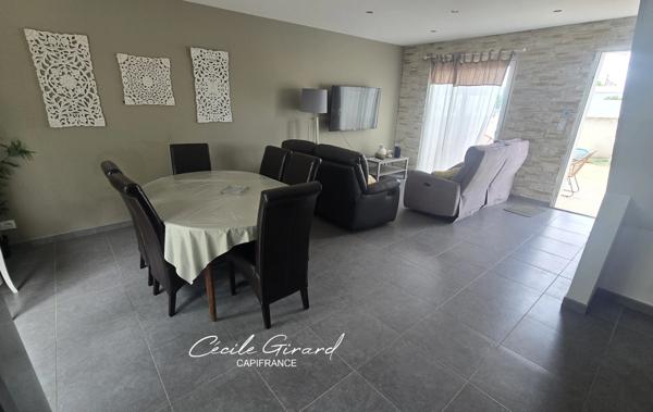Exclusivité, Maison à vendre 4 pièces CERS (34) jardin, piscine, parking, 5km des plages