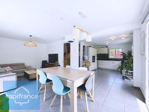 Maison Contemporaine de 111M2 à vendre 5 PIECES,TERRAIN 977M2 ALLINGES (74)