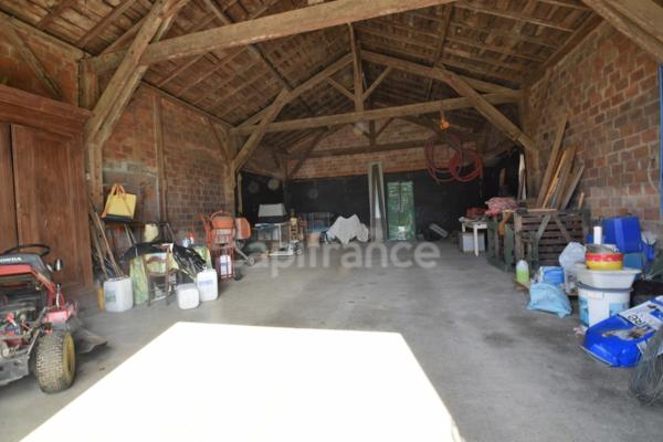 Maison de 223m2, 3 chambres, piscine, dépendances à BEAUPUY (47)