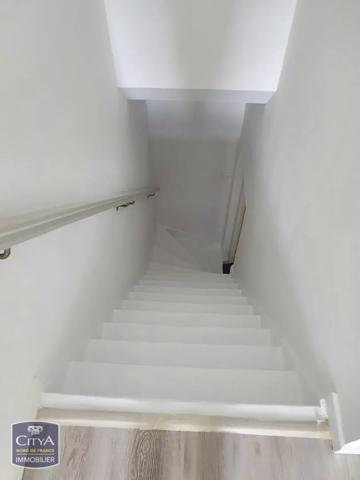 Maison à louer 4 pièces 76.1m² Jeumont (59460)