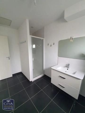 Maison à louer 4 pièces 76.1m² Jeumont (59460)