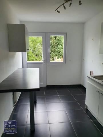 Maison à louer 4 pièces 76.1m² Jeumont (59460)