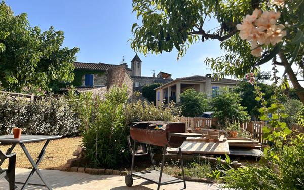 Immeuble à vendre    12 pièces •  Saint-Romain-en-Viennois