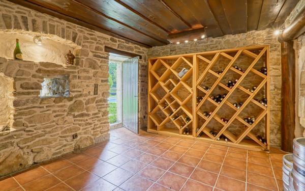 Maison à vendre    6 pièces •  Mane