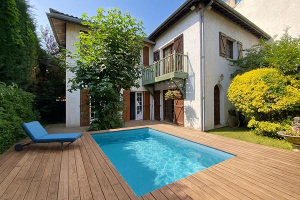Maison Le Bouscat 6 pièce(s) 208 m2