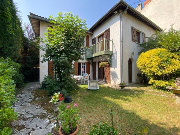 Maison Le Bouscat 6 pièce(s) 208 m2