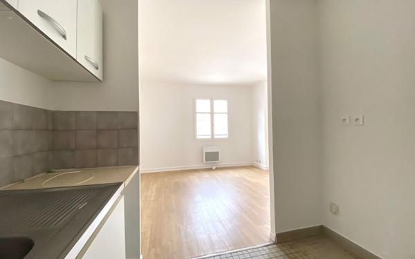 Appartement à vendre    2 pièces •  Aubergenville