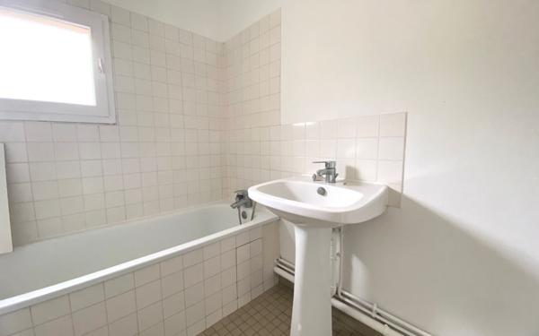 Appartement à vendre    2 pièces •  Aubergenville