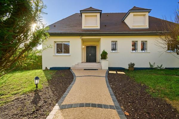 Maison DAROIS 9 Pièces 344.78 m²