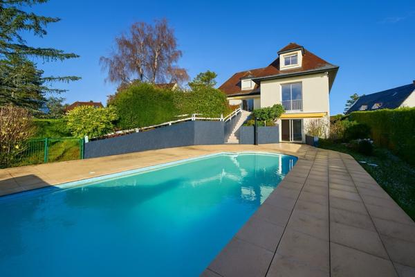 Maison DAROIS 9 Pièces 344.78 m²
