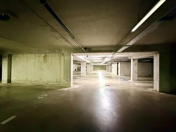 PESSAC - LADONNE - Appartement - 83m2 - 3 chambres - Ascenseur - Balcons