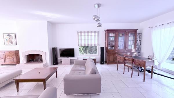 Maison d'architecte 8PP 5 chbres + studio + piscine