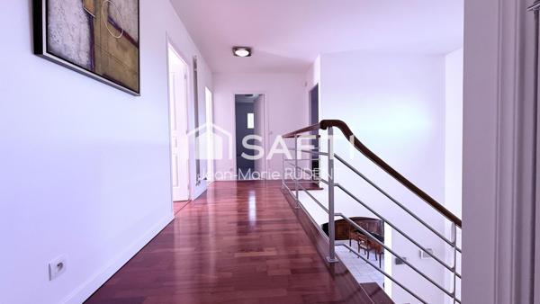 Maison d'architecte 8PP 5 chbres + studio + piscine