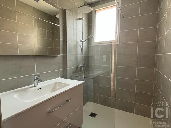 COLOCATION MAISON 6 CHAMBRES - CENTRE VILLE CARQUEFOU