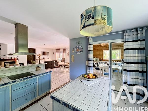 Maison à vendre 7 pièces 209 m² Messanges