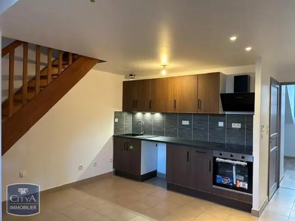 Appartement à louer 2 pièces 49.13m² Saumur (49400)