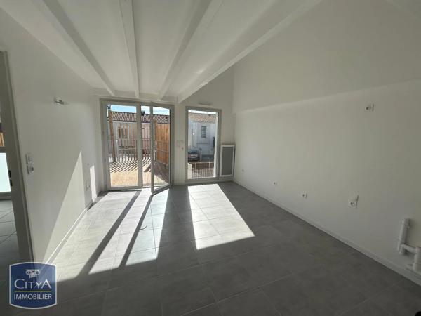 Appartement à louer 3 pièces 60.18m² La Rochelle (17000)