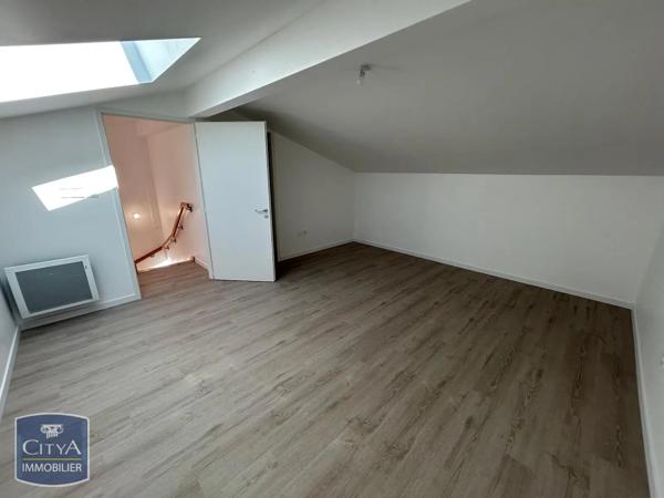Appartement à louer 3 pièces 60.18m² La Rochelle (17000)