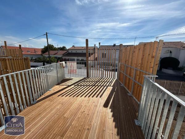 Appartement à louer 3 pièces 60.18m² La Rochelle (17000)
