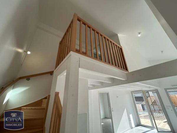 Appartement à louer 3 pièces 60.18m² La Rochelle (17000)