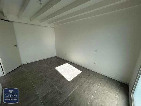 Appartement à louer 3 pièces 60.18m² La Rochelle (17000)