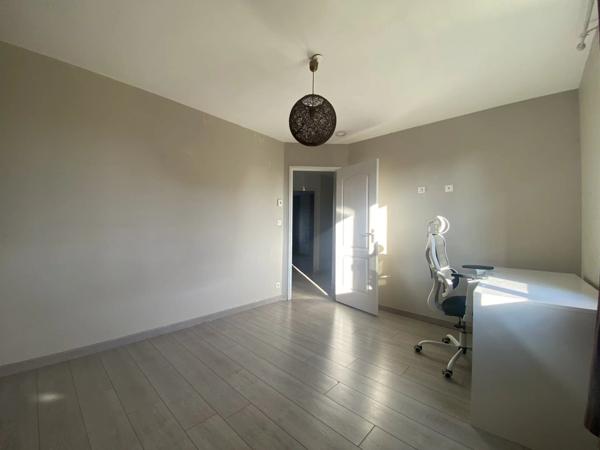 Vente Maison 4 pièces 137 m2 à Narcy