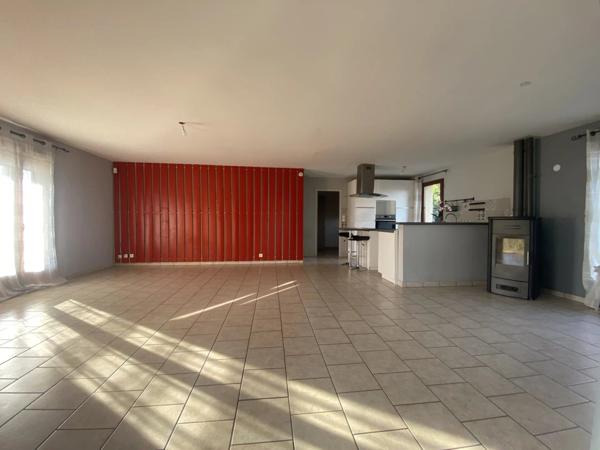 Vente Maison 4 pièces 137 m2 à Narcy