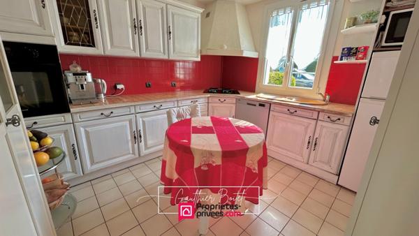 Maison centre Mormant 7 pièce(s) 5 chambres 152 m2